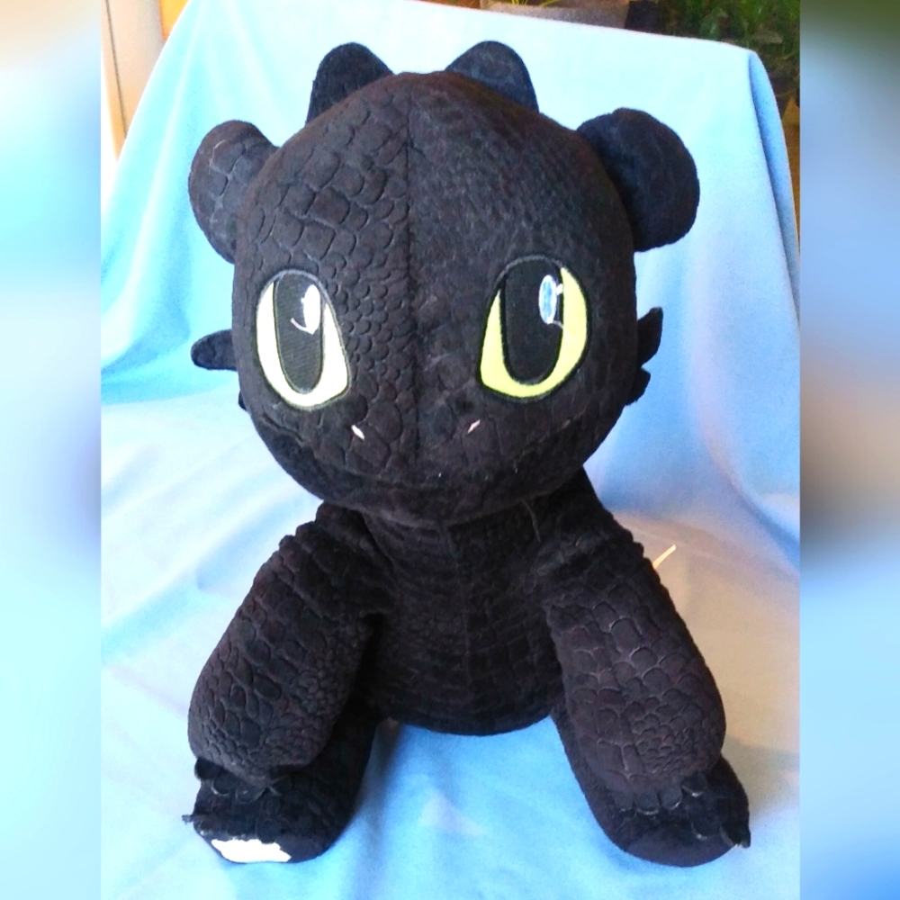 Build a Bear 23 inch Black Dragon Toothless from DreamWorks